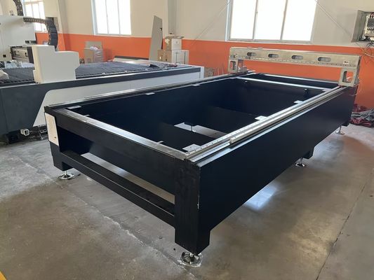 Automatische Fokussierungsfunktion 1000kw 2000kw 3000kw CNC-Laserschneidemaschine für Laserschneidemaschine für Blechmetallfaser von Au3tech/Cypcut Control System