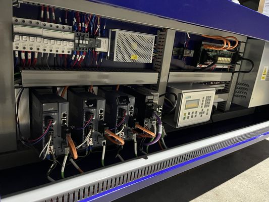 Automatische Fokussierungsfunktion 1000kw 2000kw 3000kw CNC-Laserschneidemaschine für Laserschneidemaschine für Blechmetallfaser von Au3tech/Cypcut Control System