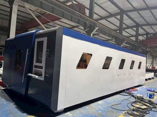 CE-zertifizierte 3-6KW/8KW/12000W/20000W Metallfaserlaserschneidemaschine mit Fuji/Delta/INOVANCE/Yasukawa Servomotor