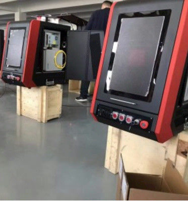 MAX Laserquelle 3D-Schnittmaschine zur CNC-Markierung und Gravur für Gold-Silbermetalle in 110*110mm Markierungsfläche