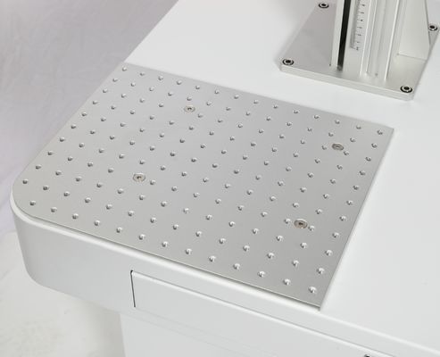 JCZ Ezcad Steuerungssystem 100W IPG JPT MOPA 3D Faserlasermarkierungsmaschine für Metallrelief Tiefschnitzerei und Gravur