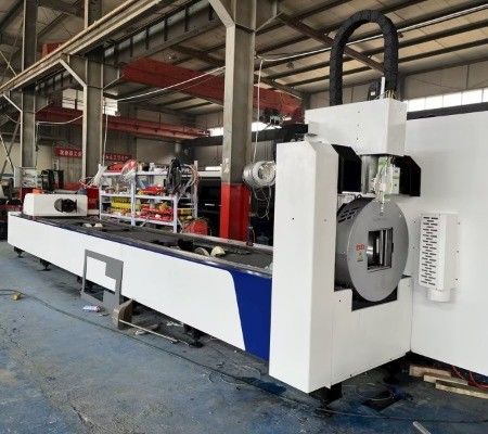Laserquelle Neupositionierung Genauigkeit 0,03mm Auto Feeder CNC Laser Tube Schneidemaschine für kleine Röhren