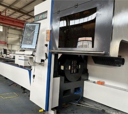 Laserquelle Neupositionierung Genauigkeit 0,03mm Auto Feeder CNC Laser Tube Schneidemaschine für kleine Röhren